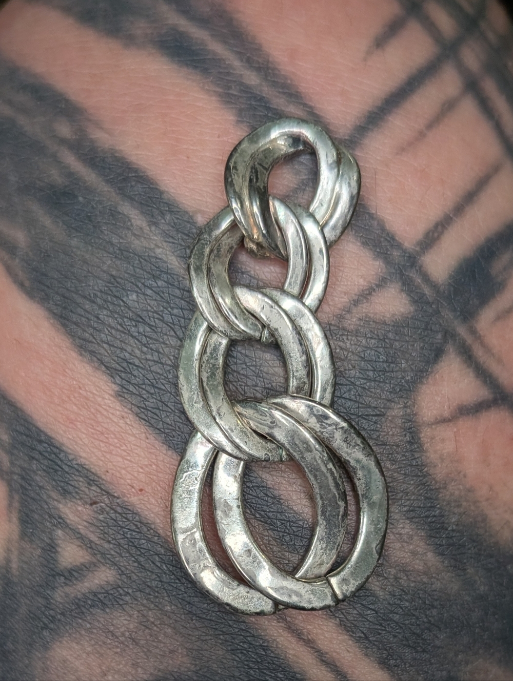 Vintage Modernist Interlocking Triple Link Pendant | Non-Magnetic Silver